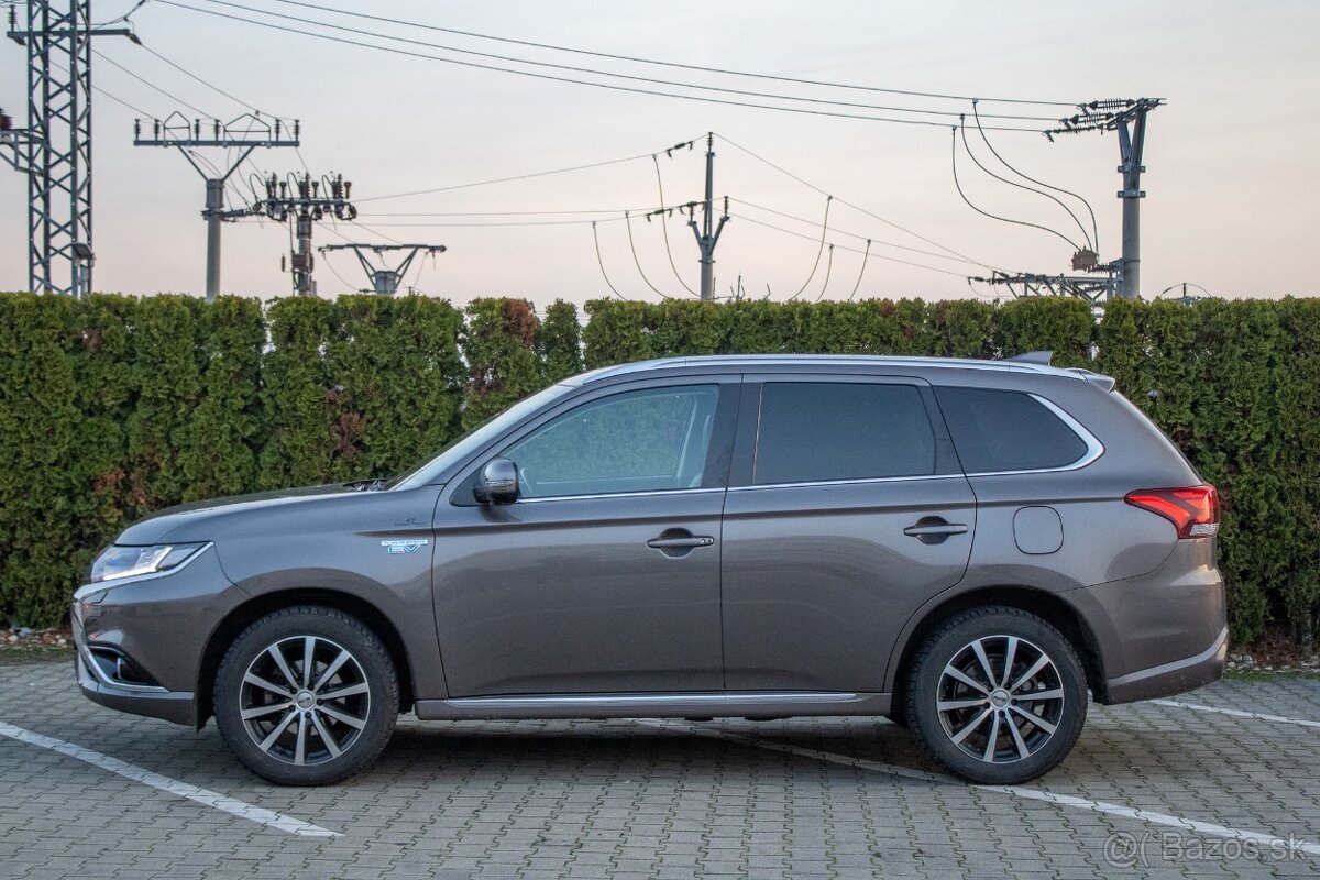 Mitsubishi Outlander 2.0i PHEV Hybrid - 8