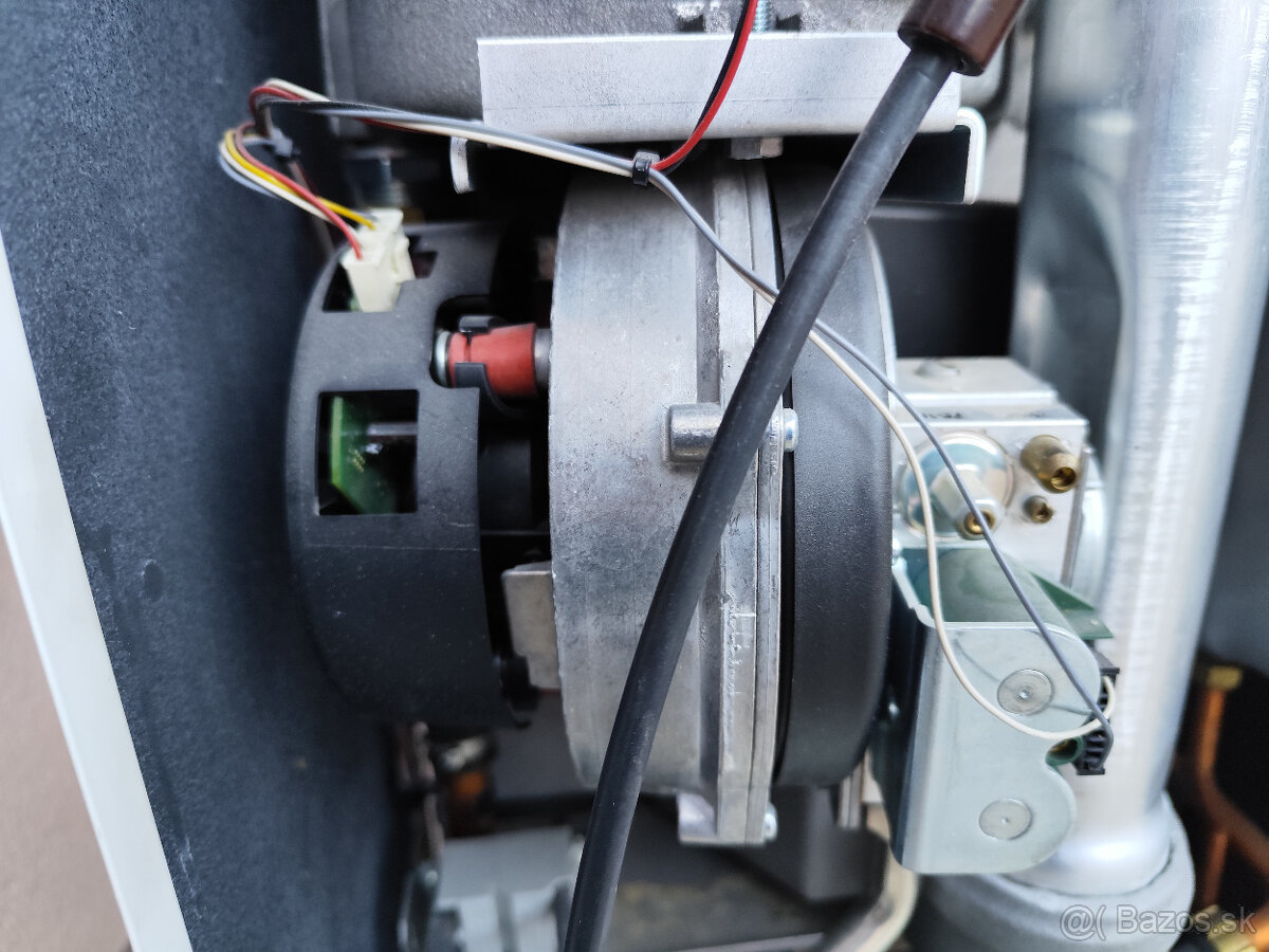 Kondenzačný kotol PROTHERM LEV 24 KKV - 8