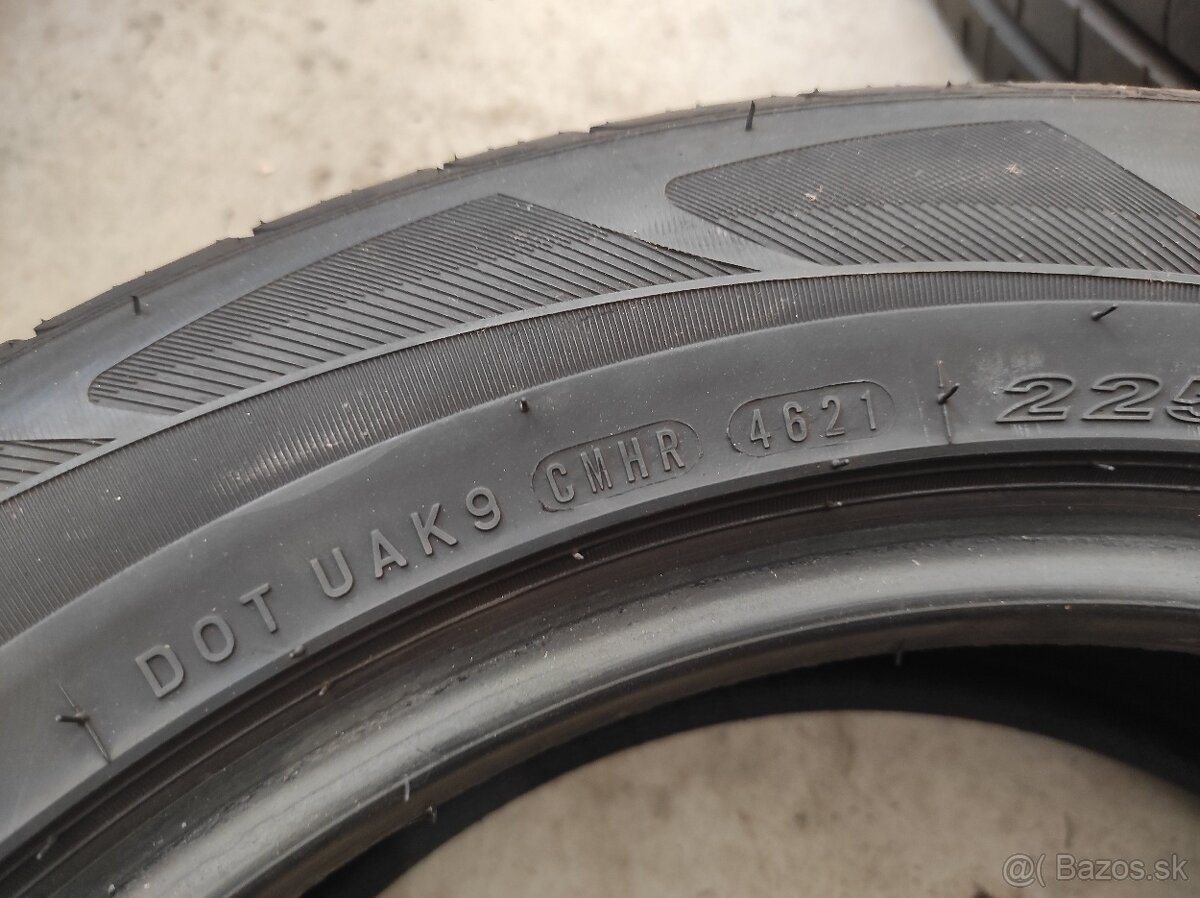 Letné pneu 225/55 R18 Nexen 4ks - 8