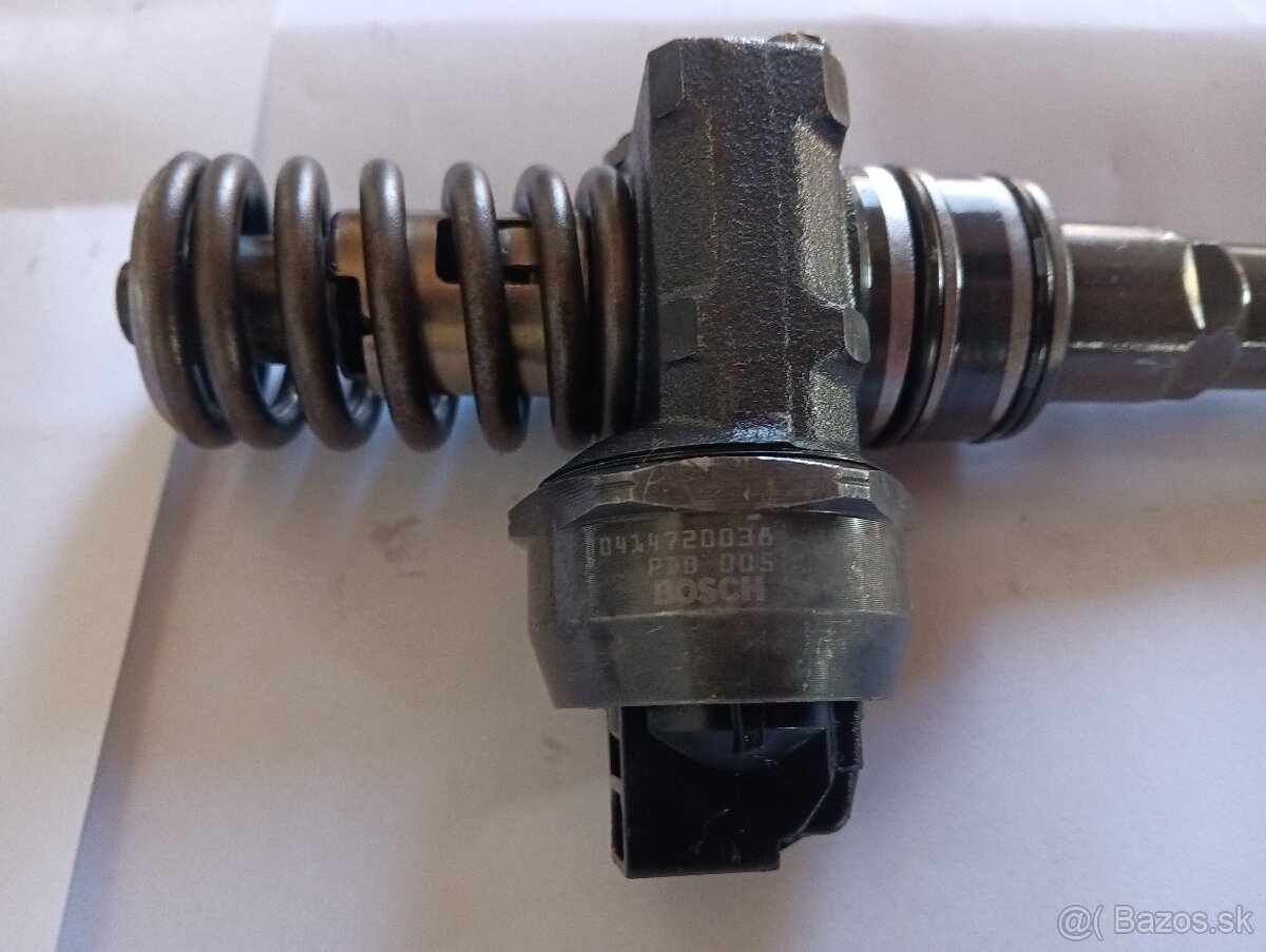 Vstrekovač bosch 038 130 073 AK - 8