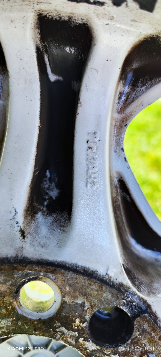 R17 5x120 225/45 - 8