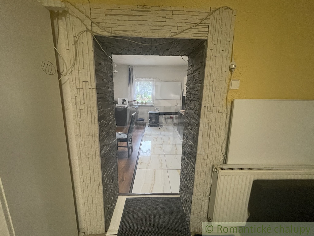 Rodinný dom s menším pozemkom v Seliciach - 8