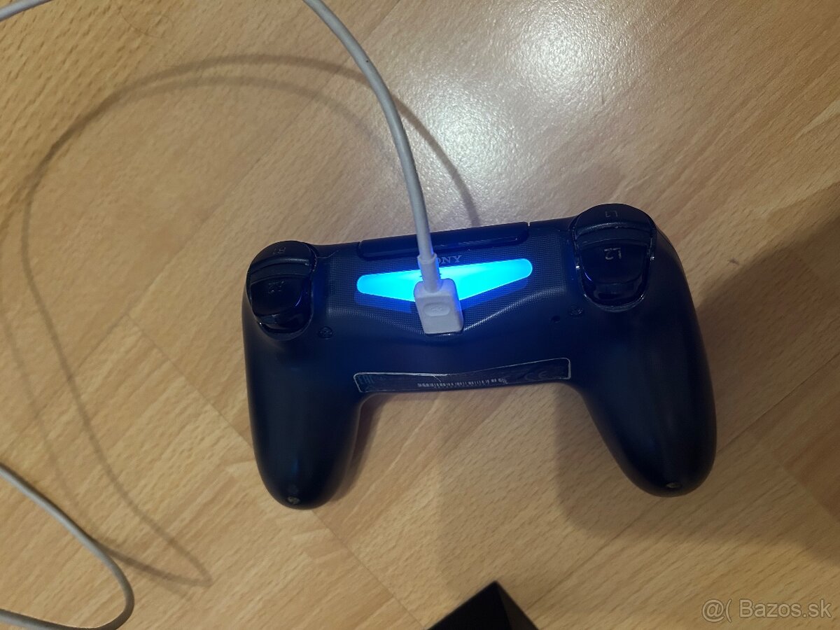 SONY PS4- konzola - 8