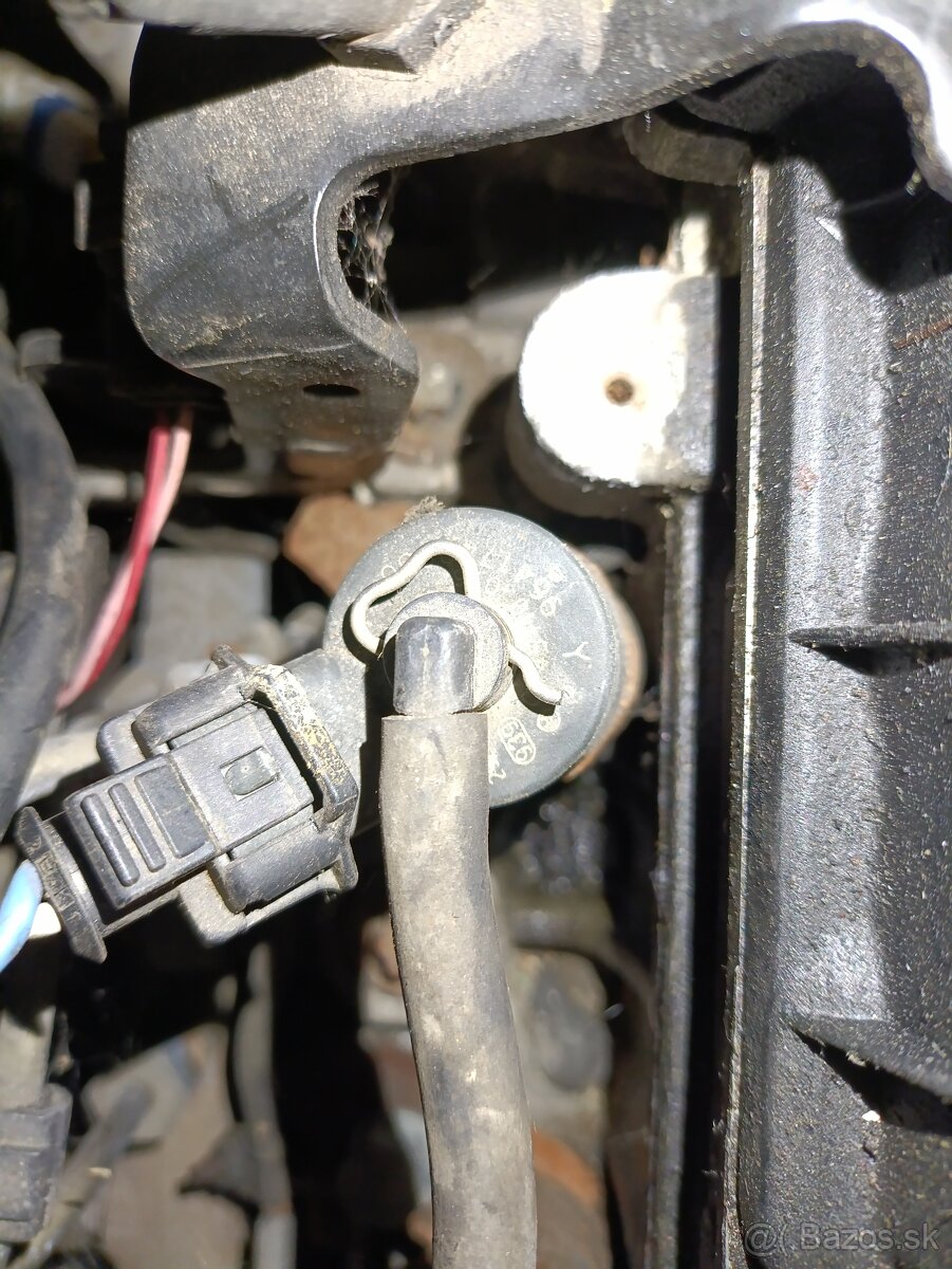 Predám diely na motor 2.0 HDI 66kw RHY/RHZ - 8