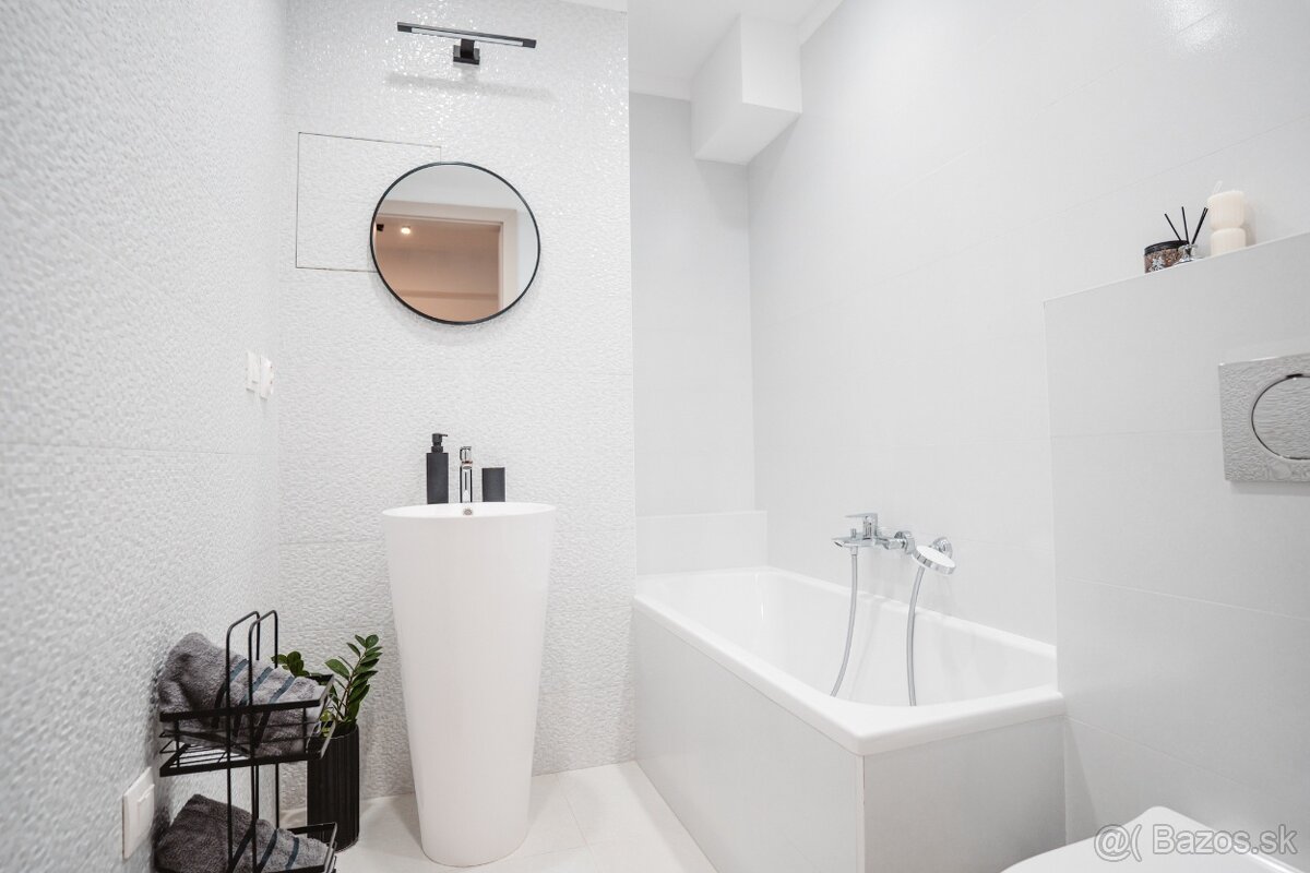 Na prenájom 2 izbový byt v centre Košíc - 8