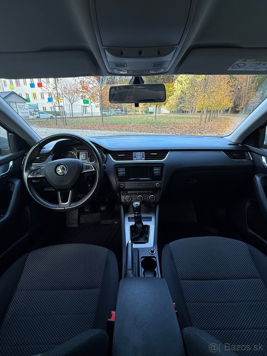 Škoda Octavia 3 1.6 TDi 81 kw - 8