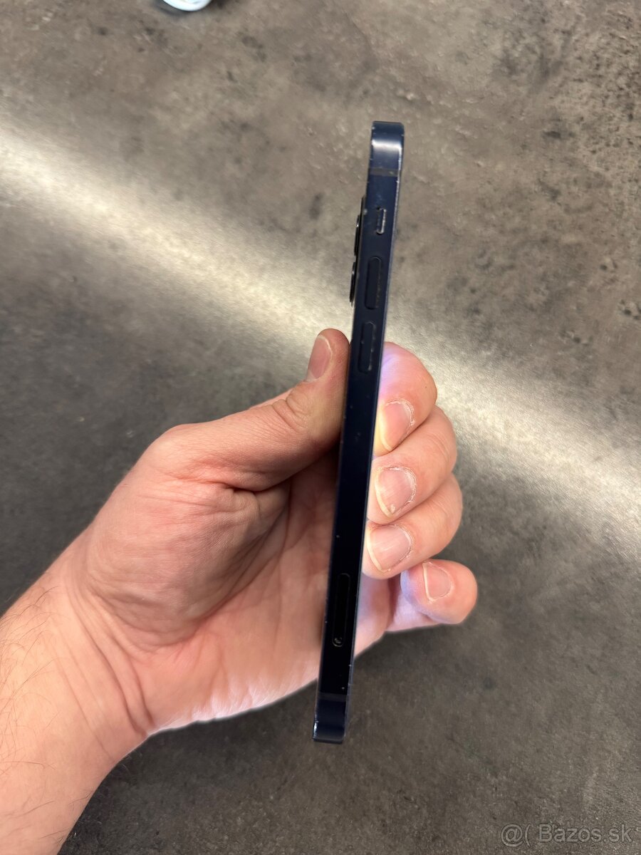 Predam Iphone 12 128gb cierny - 8