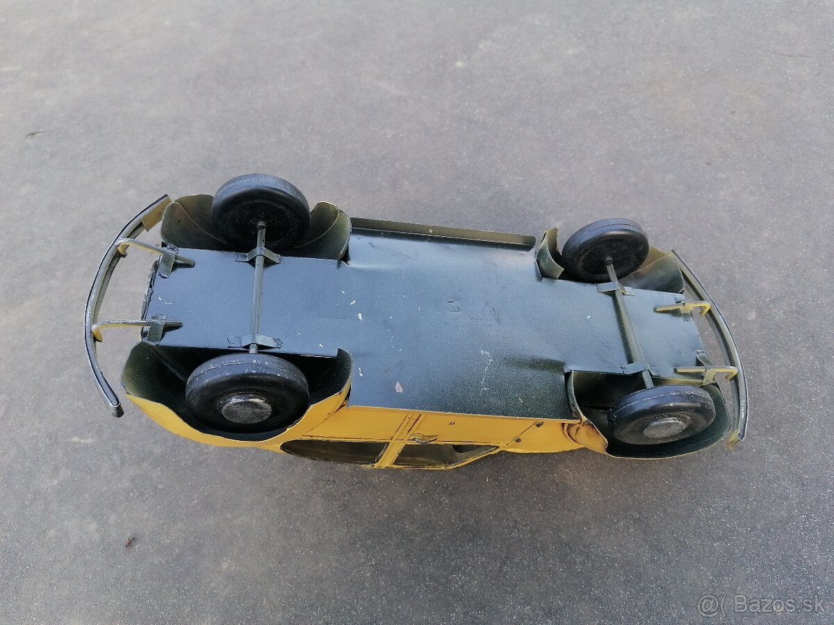 Predám starožitné plechové auto VW Beetle - 8