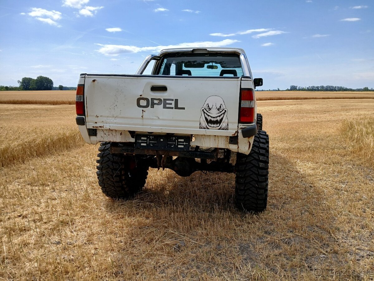 Opel CAMPO 4x4 3.1 Td možná výmena - 8
