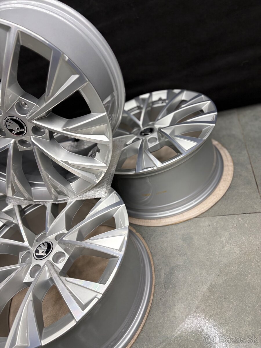 5x112 r18 Superb 3 superb 4 nove disky - 8