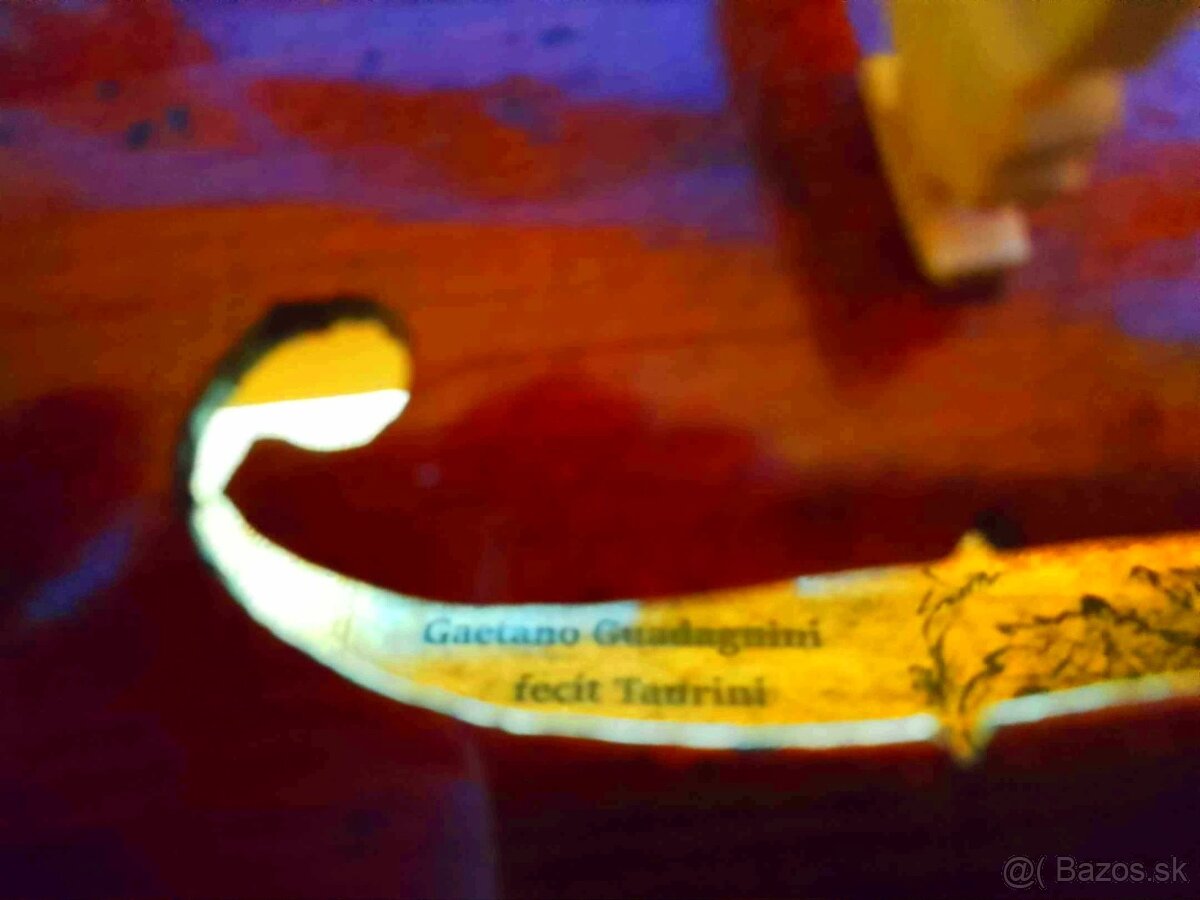 Predam cele husle 4/4 Pekny majstr.kusok,Cena v popise - 8