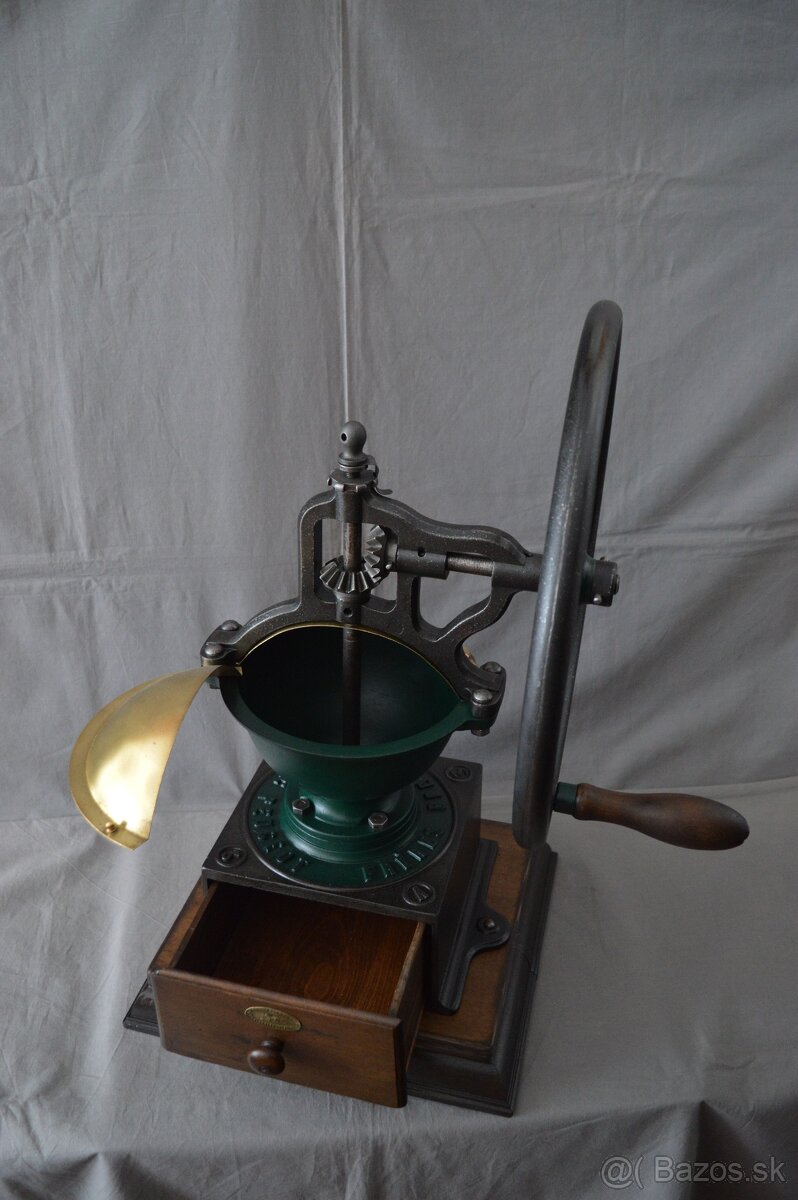 Mlynček na kávu Peugeot A 3 - 8