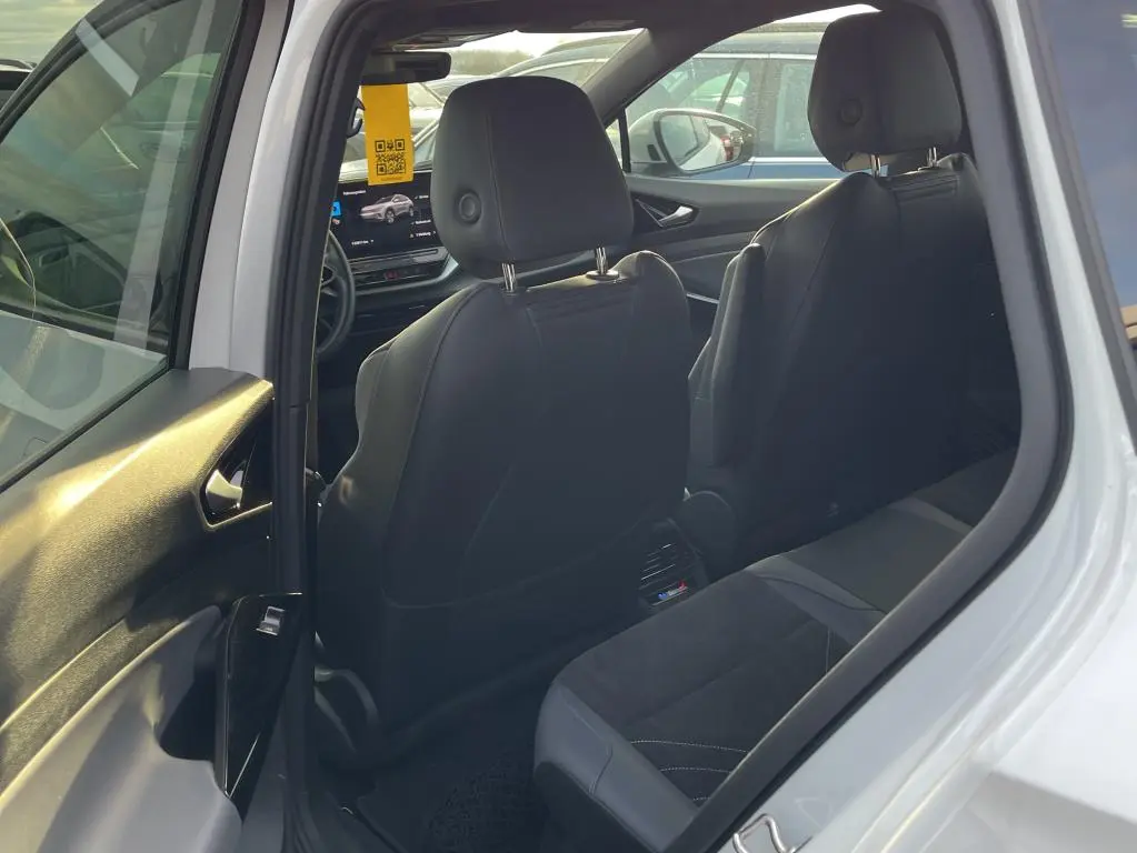 VW ID.4 Pro Performance 2022 Ťažné / 360• / IQ Light / - 8