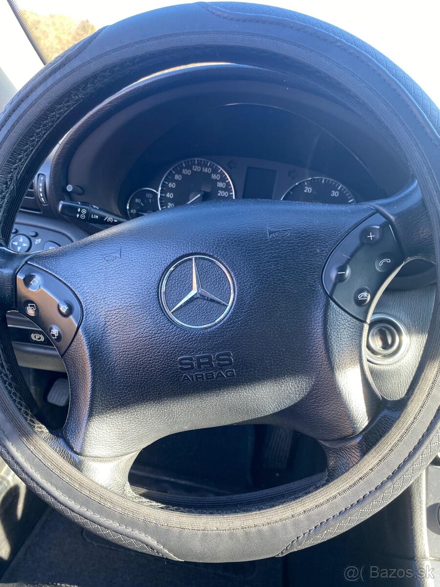 Mercedes-Benz C 220 CDI - 8