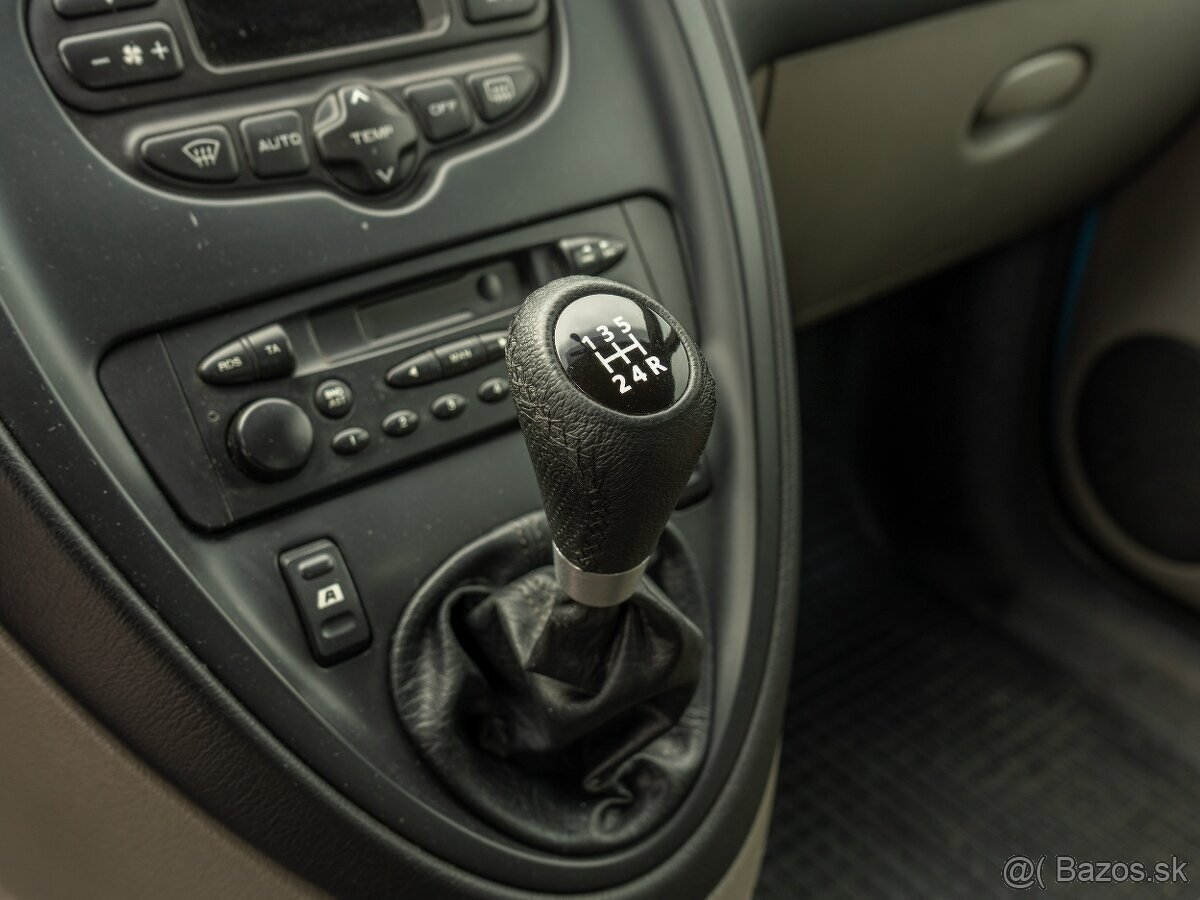 Citroen Xsara Picasso 1.6 benzín - 8