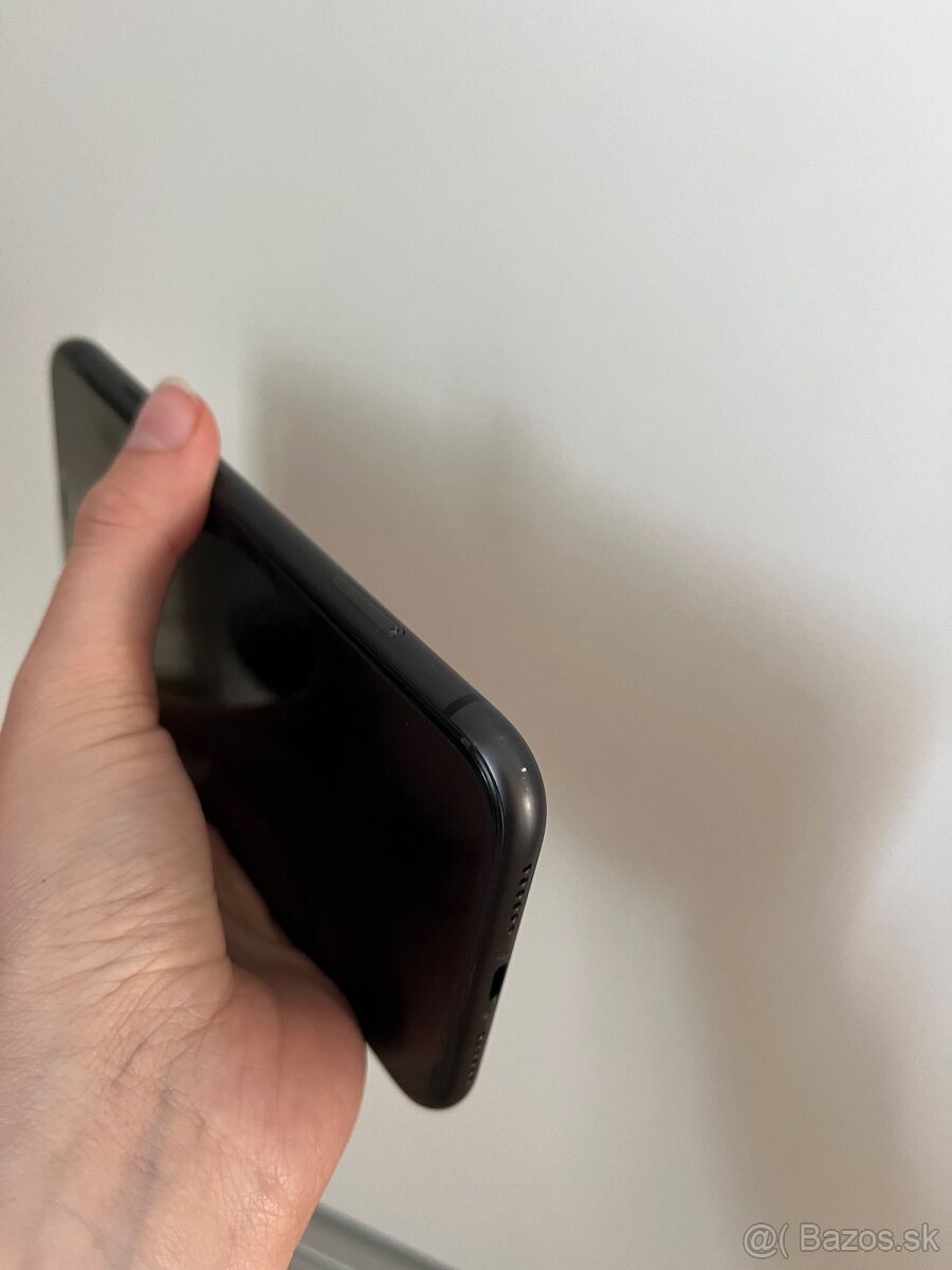 iPhone 11, Čierny, 128 GB - 8
