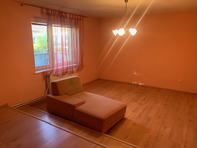 Rodinný dom Čakajovce s prístavbou - 8