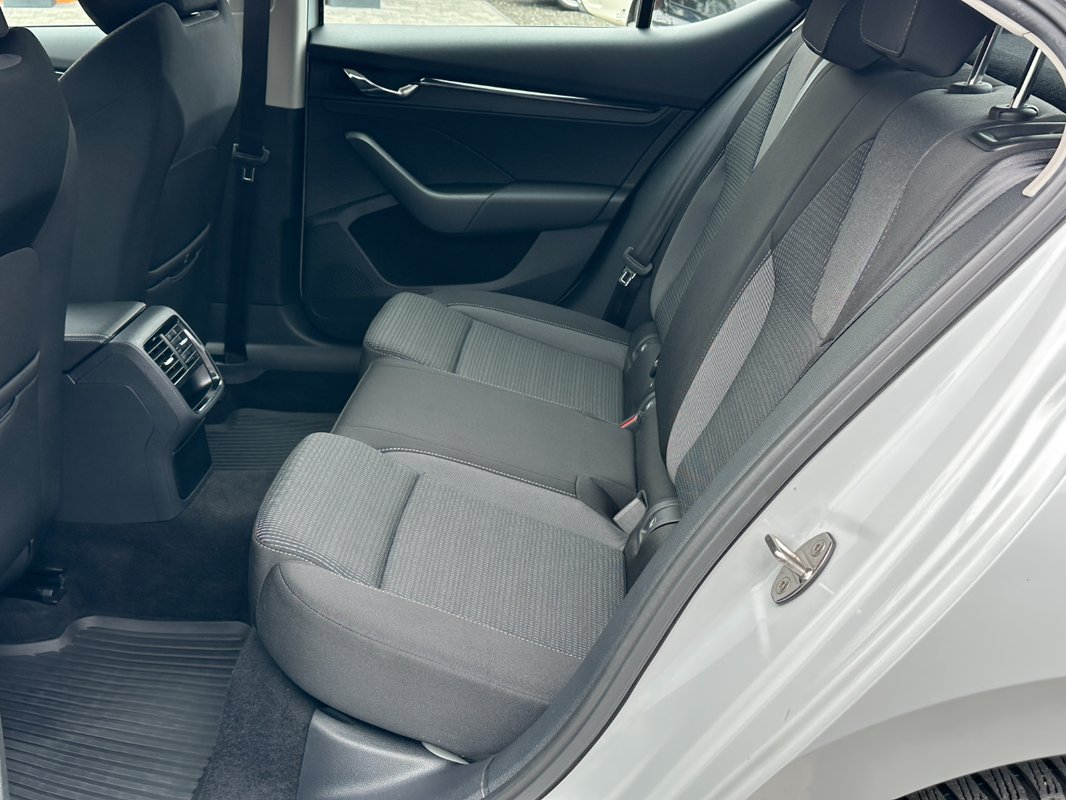 Škoda Octavia 2.0 TDi - 8