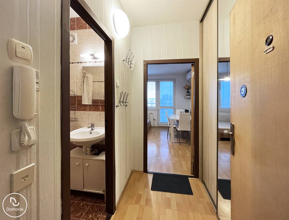 Exkluzívne | Prenájom garsónky s loggiou v Petržalke - 8