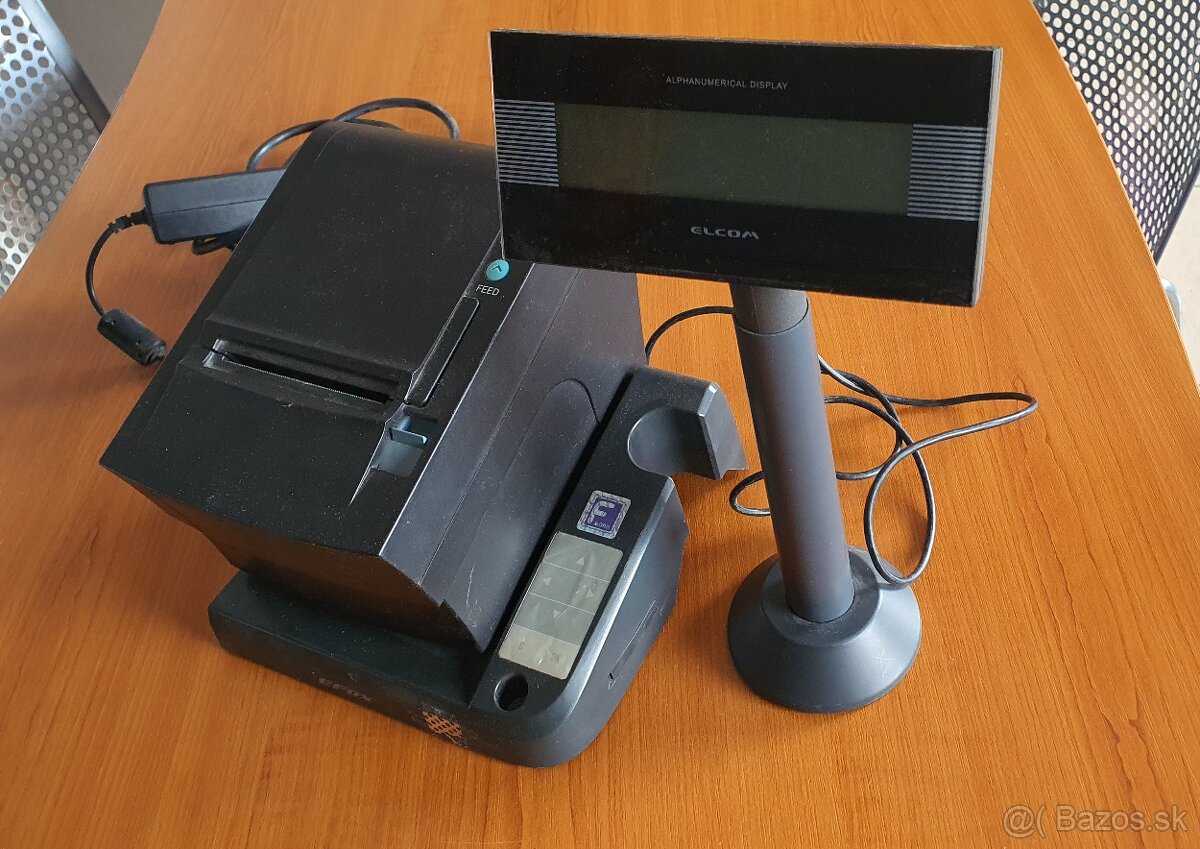 Dávkovače toaletného papiera a penového mydla. - 8