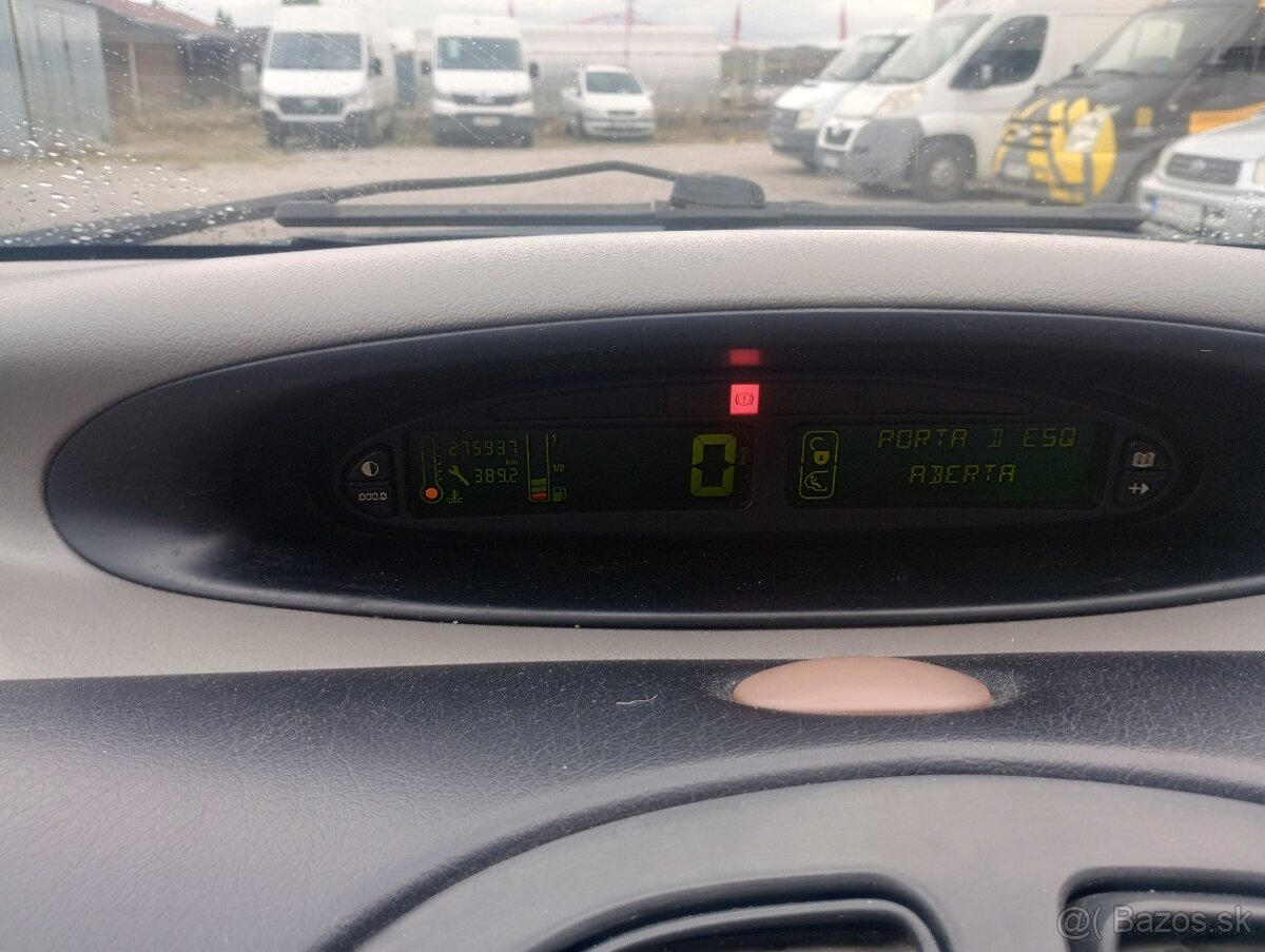 Citroën Xsara Picasso 2.0 HDi SX - 8