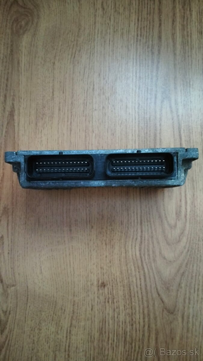 Riadiaca jednotka motora a automatickej prevodovky - 8