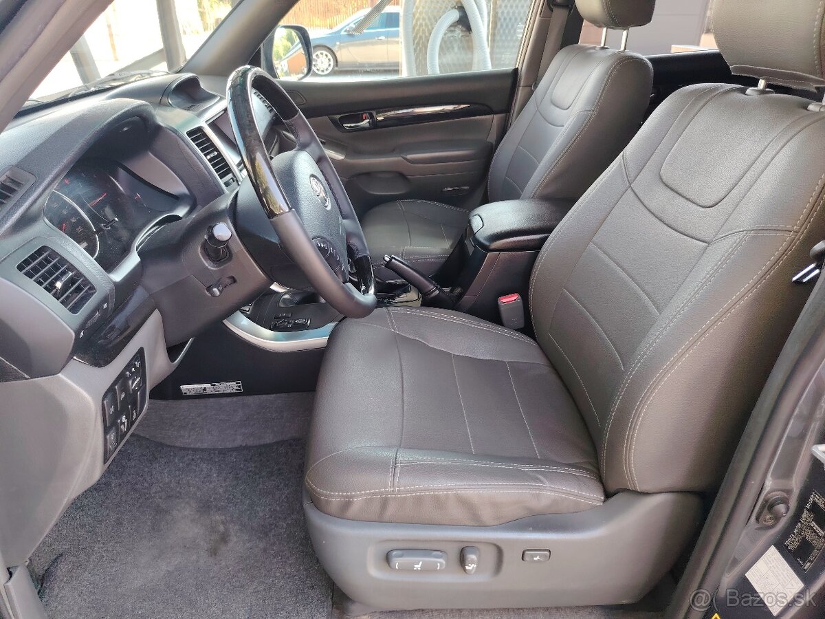 Toyota Land cruiser 120,5dver, 8miest - 8