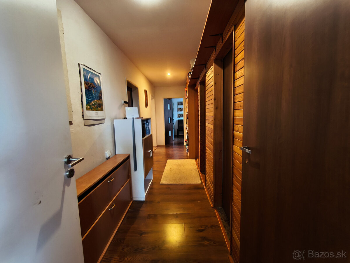 Rodinný dom v centre mesta K Amfiteátru, ideálny na podnikan - 8