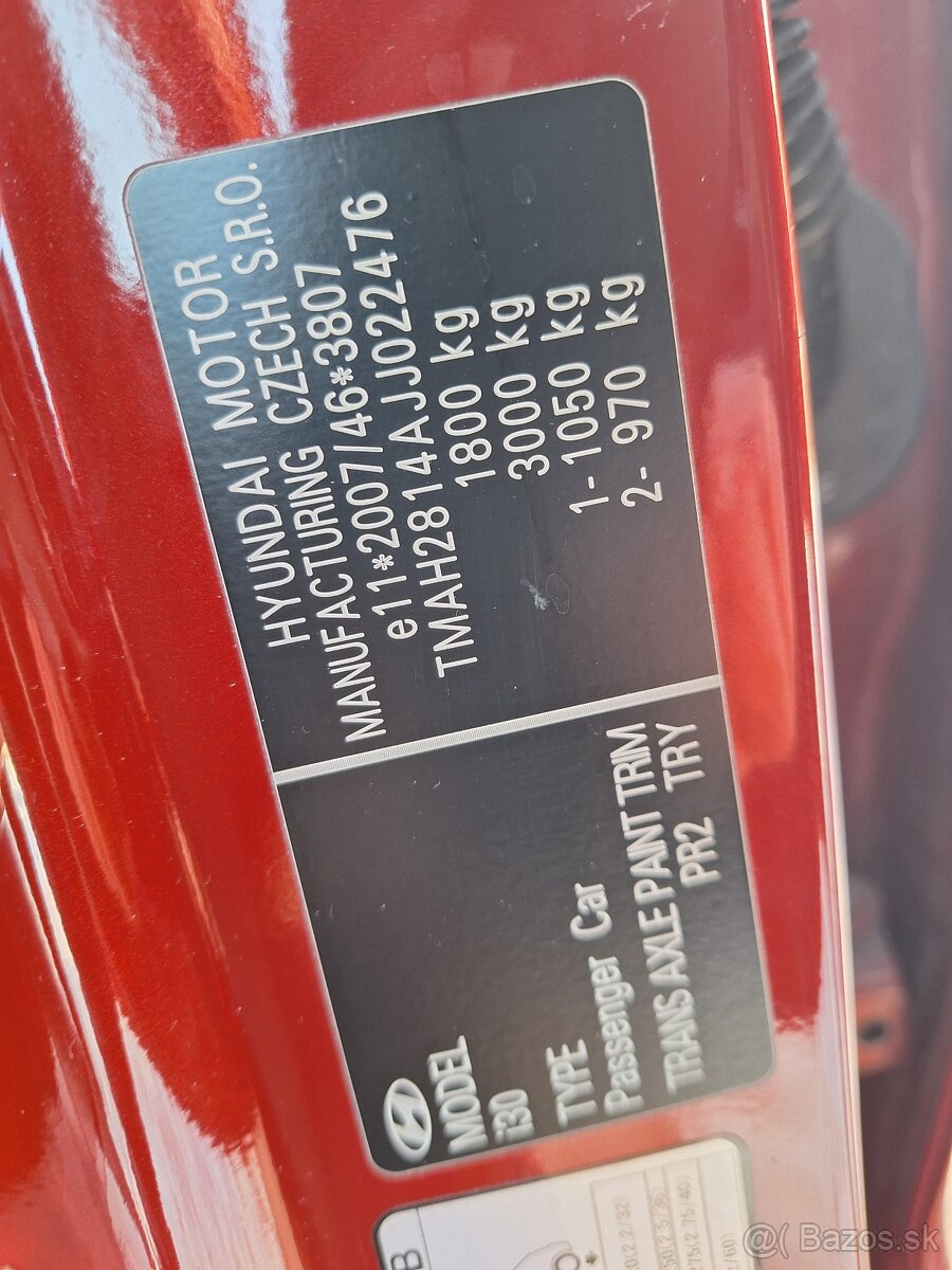 HYUNDAI I30 1.4 BENZÍN ROK 2018 - 8