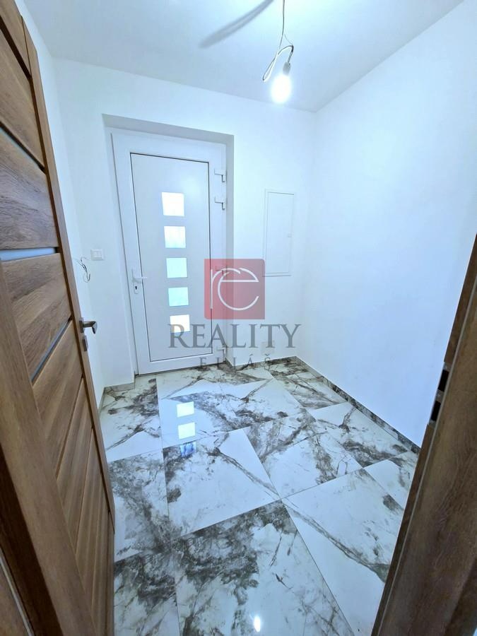 NA PREDAJ novostavba, Golianovo - 8