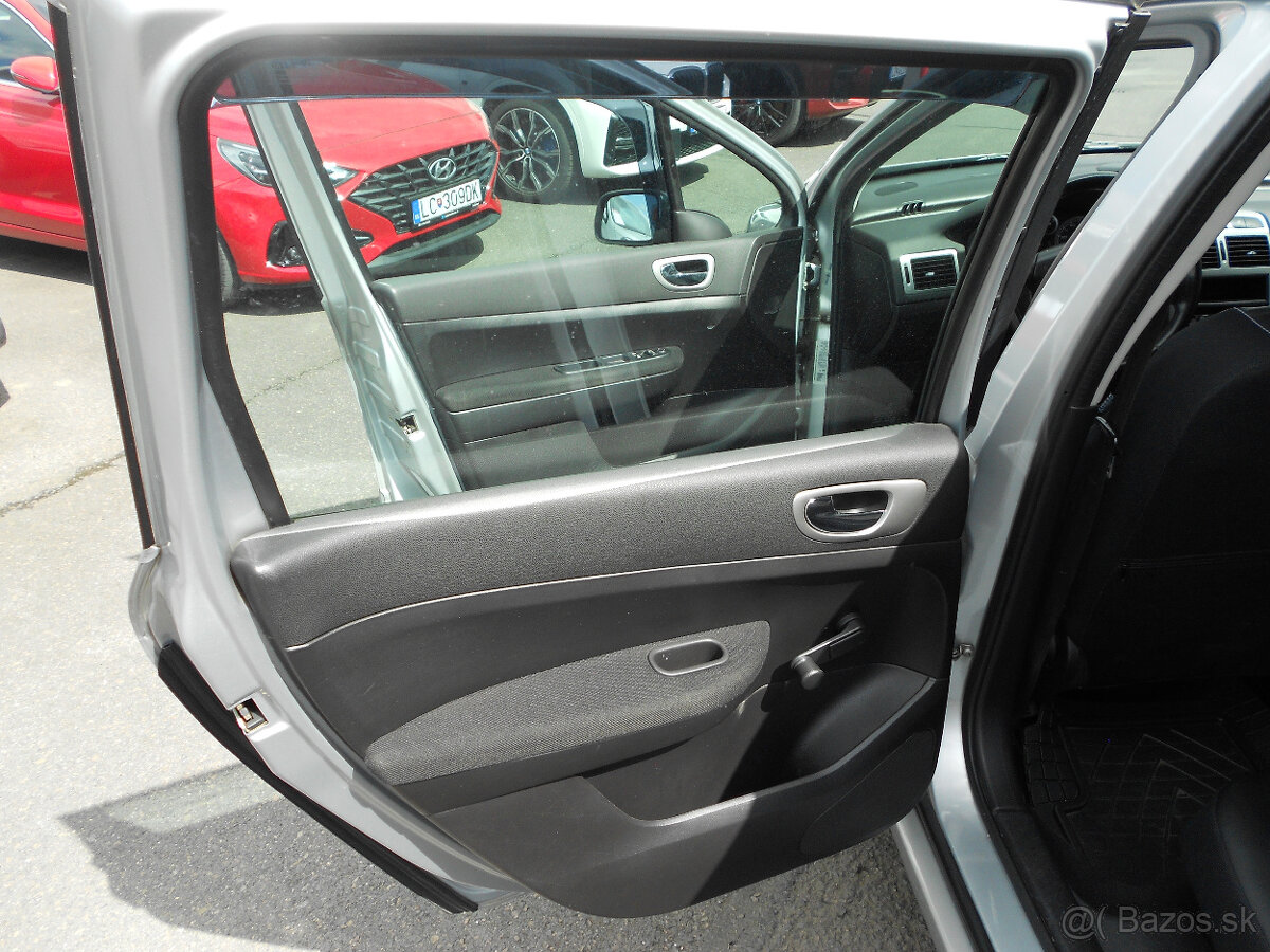 Peugeot 307 Kombi 2,0Hdi 2004 - 8