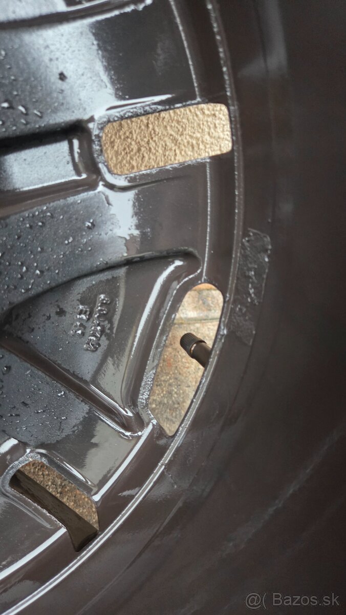 Letná sada 17" Volkswagen Grenoble - 8