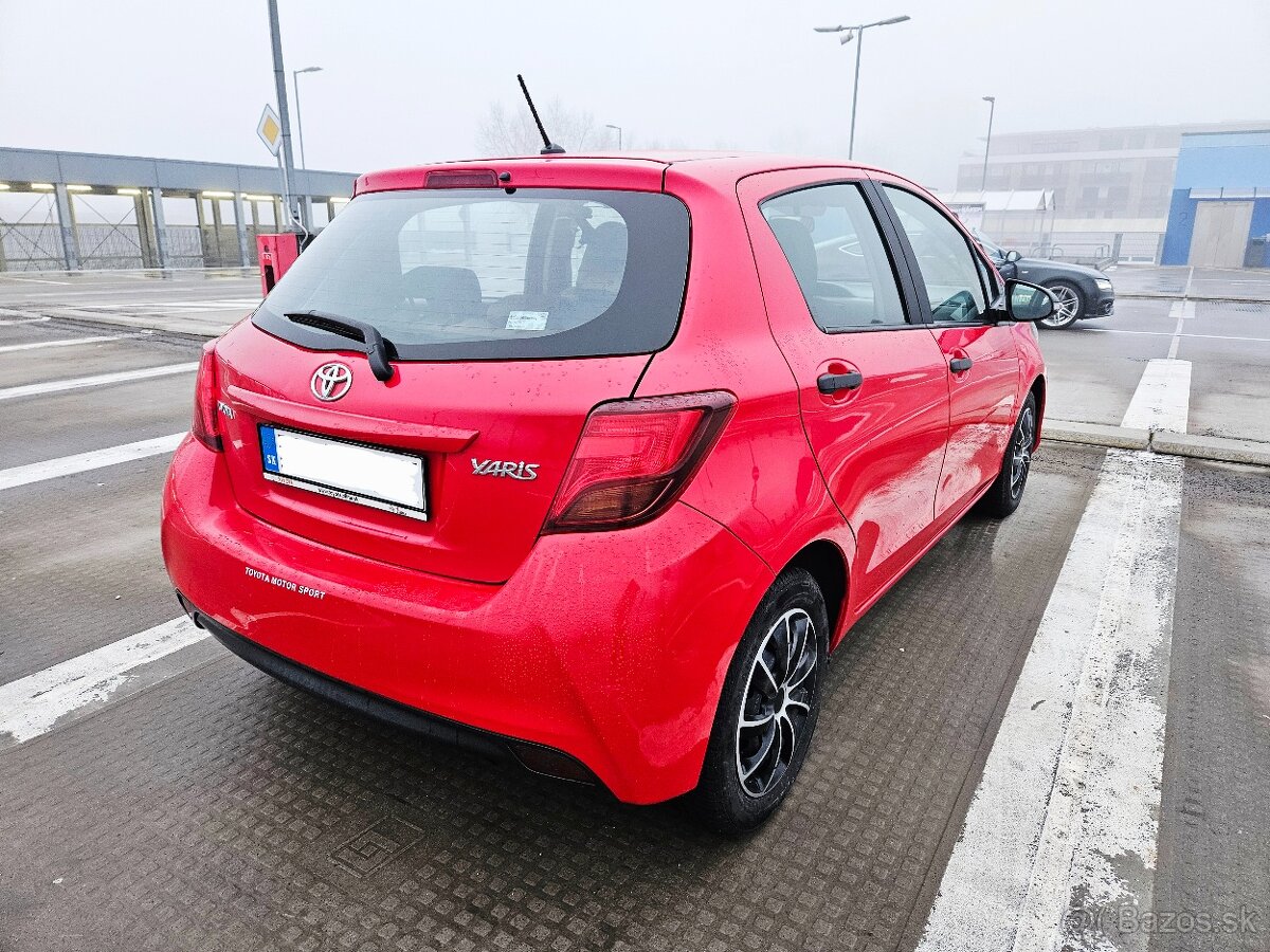 Toyota Yaris - 8