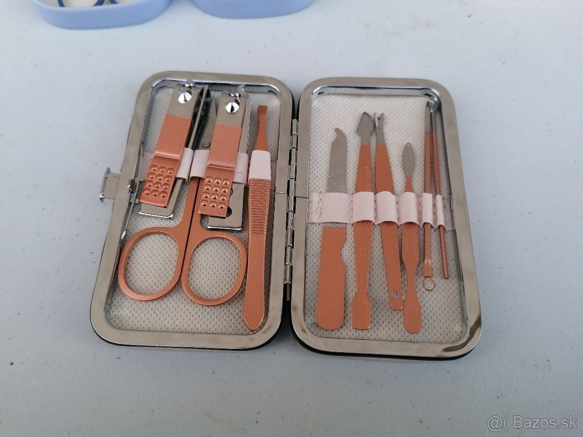 Predám manikúra a set na šitie - 8