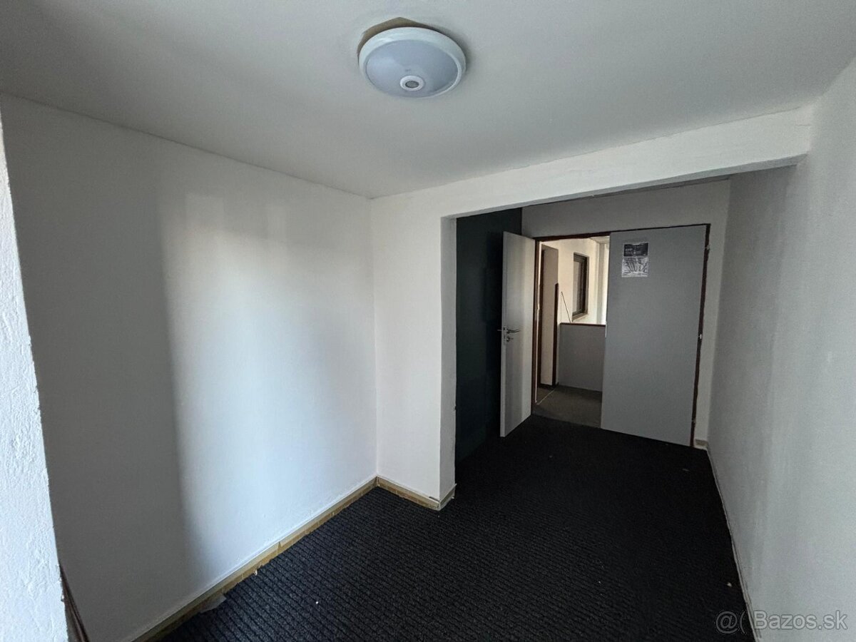 Administratívy priestor na prenájom v Poprade - 8