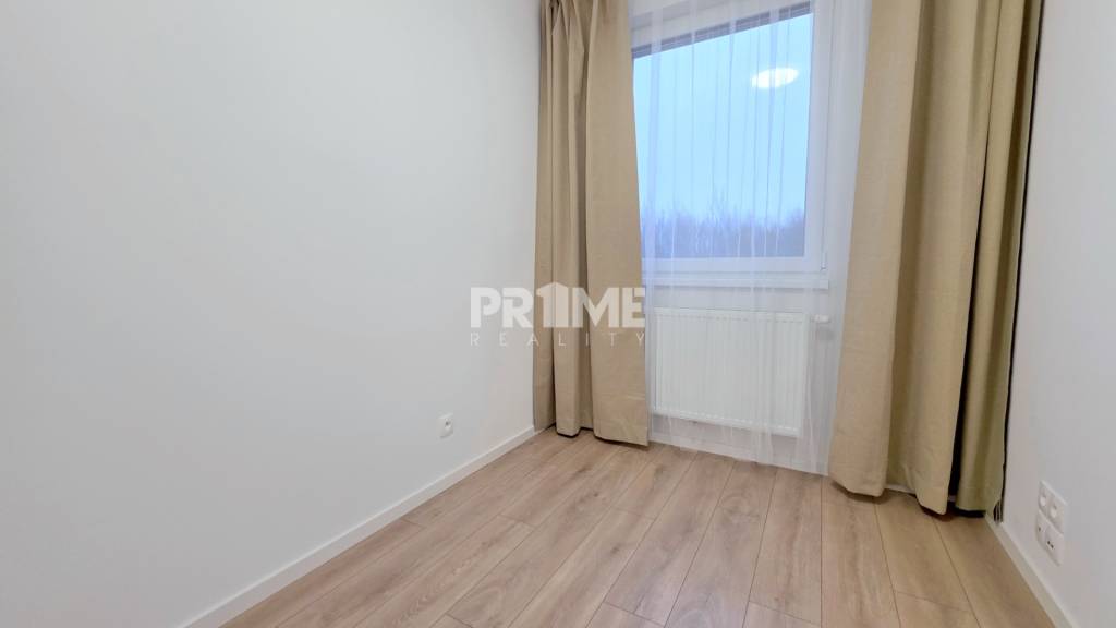 BÝVAJ PRVÝ V 2,5i byte, OVOC.SADY, BALKÓN,PARKING, Ivanska c - 8