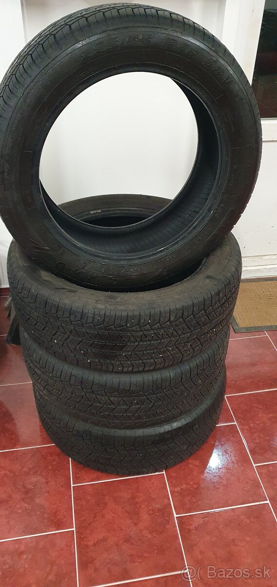 Gumy 225/55/18 - 8