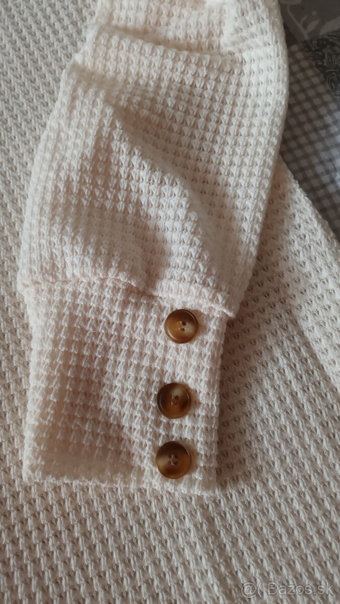 Mikina a dva tričká - 8