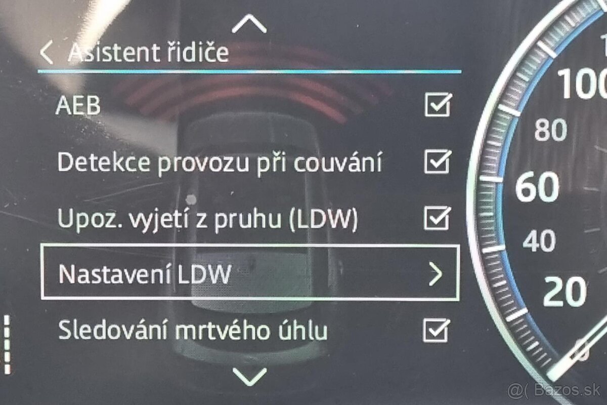 Jaguar F-Pace 20d AWD Portfolio - 8