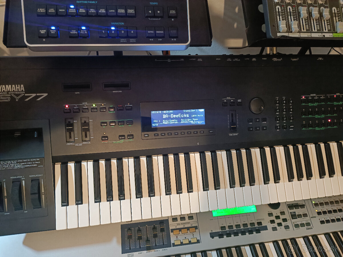 Yamaha SY77 - 8