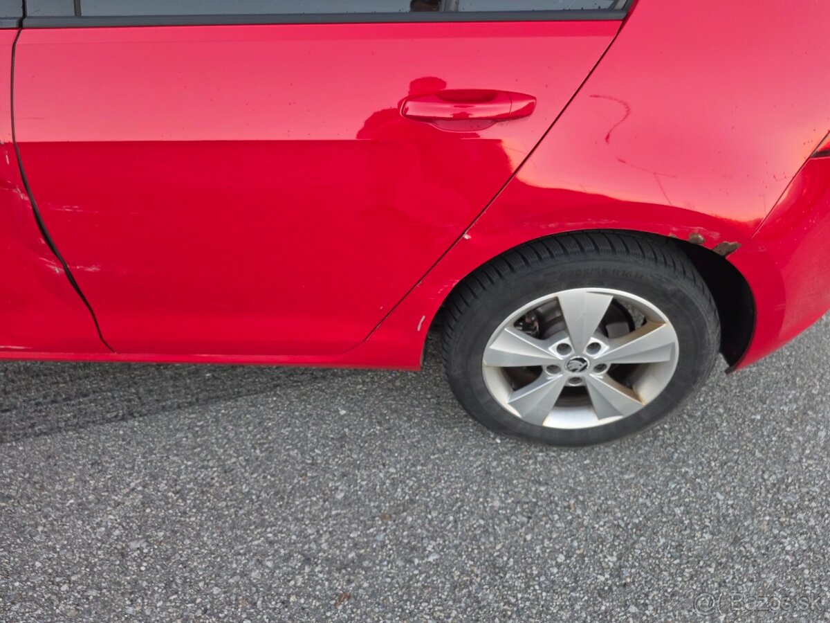 VW GOLF VII 2.0 TDI 110 kW 4x4 HIGHLINE - 8