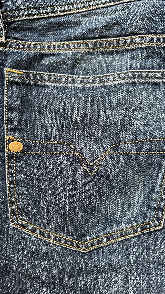 Pánske,kvalitné džínsy DIESEL - veľkosť 36/32 - 8