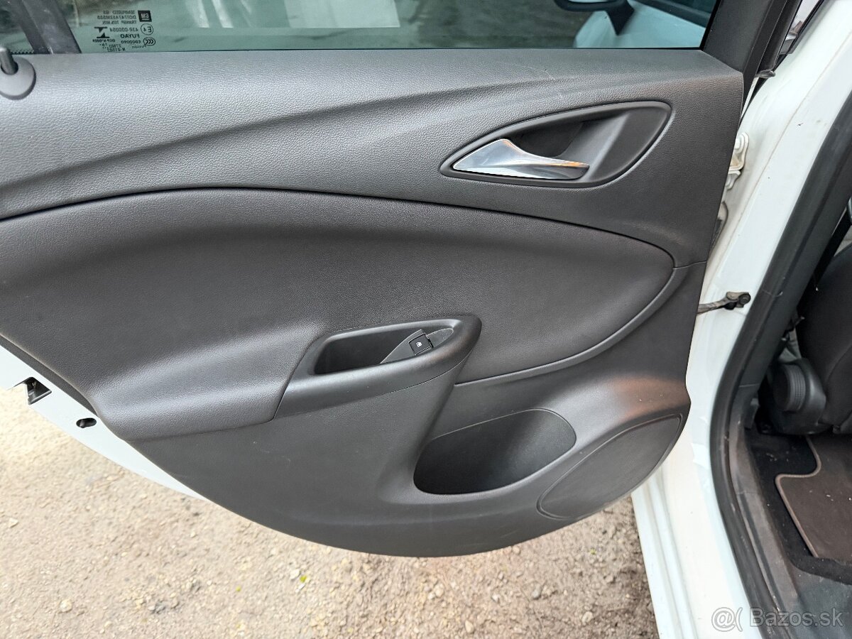 Predam Opel Astra K combi 1,4 92kw 2017 140000km - 8