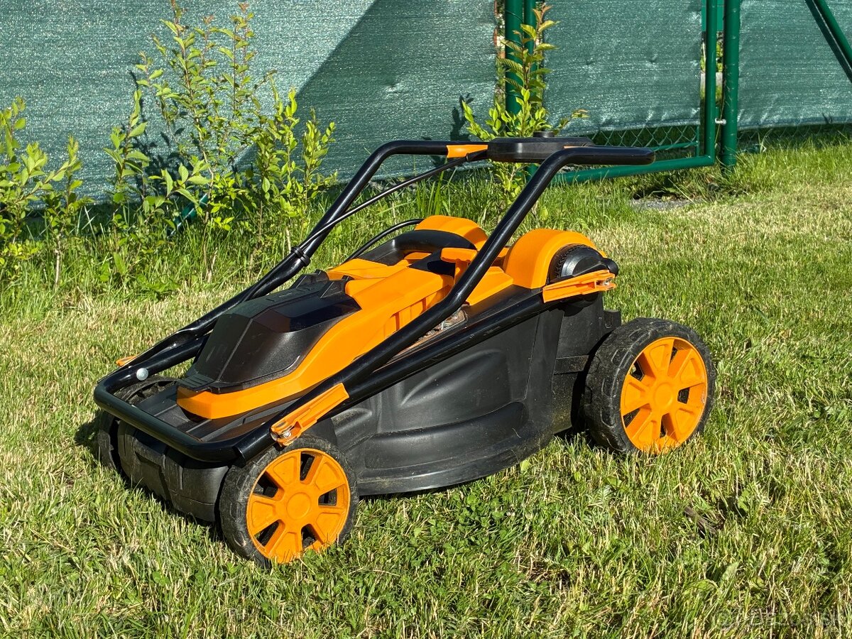 Elektrická kosačka + vyžínáč - 8