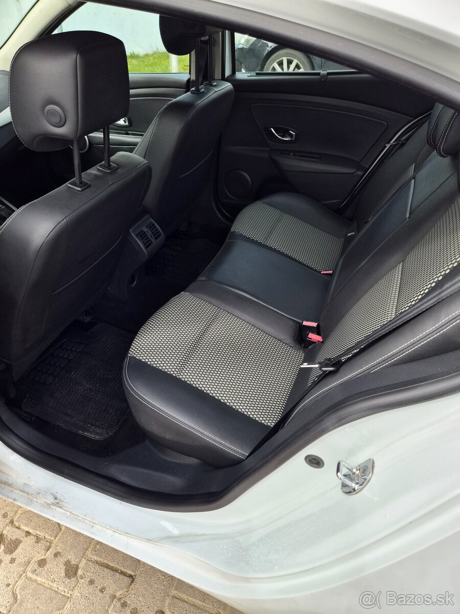 Renault Fluence 1.5 dci - 8