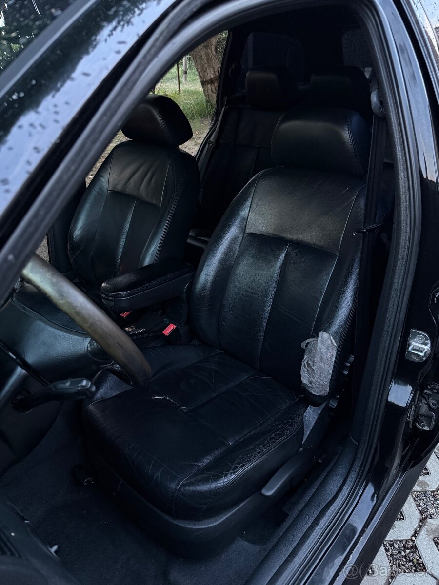 Škoda Octavia 96kw RS Packet - 8