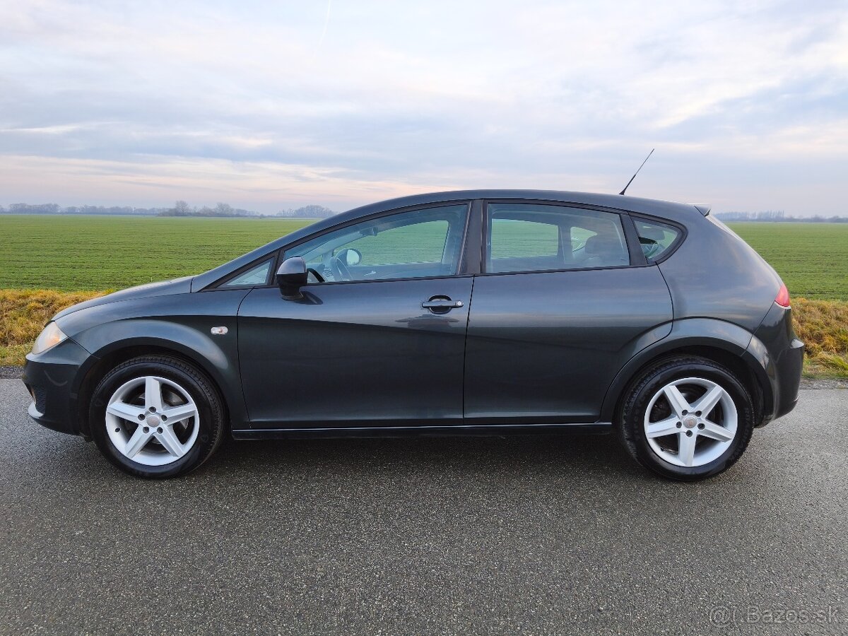 SEAT LEON 1.4i 16v REFERENCE - 8