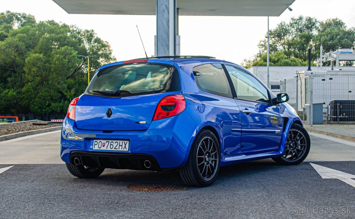Renault Clio RS 2.0i 16V - 8