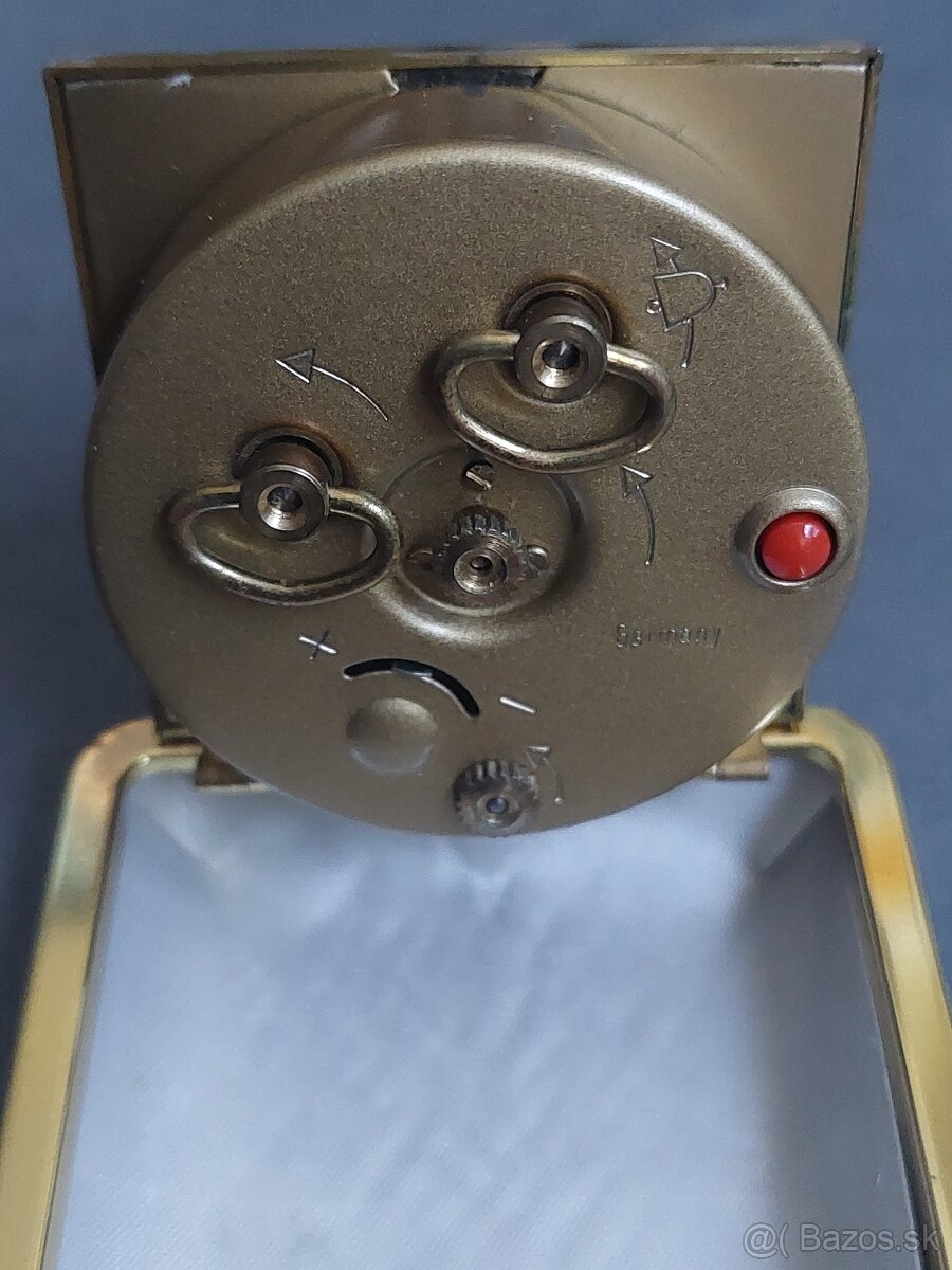 Set starych hodiniek s budikom - 8