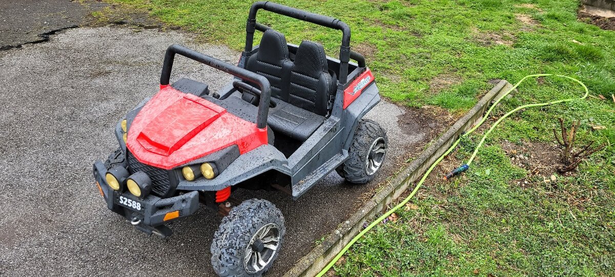 Predám detské 2.miestne el.autíčko na opravu. - 8